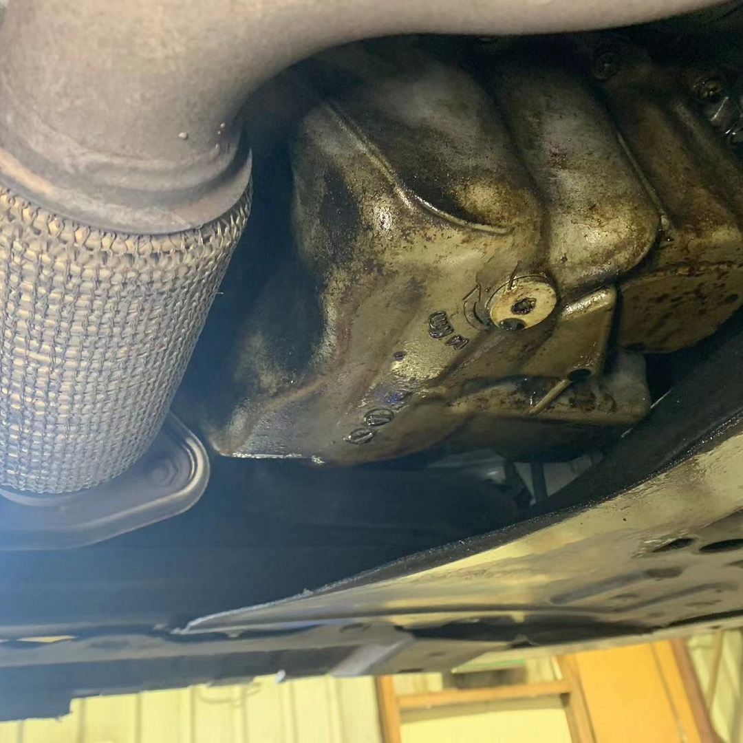 Repair oil leaking, replace cabin filter & wiper carlingford eastwood car repair sydney by amazingstudio google seo 04